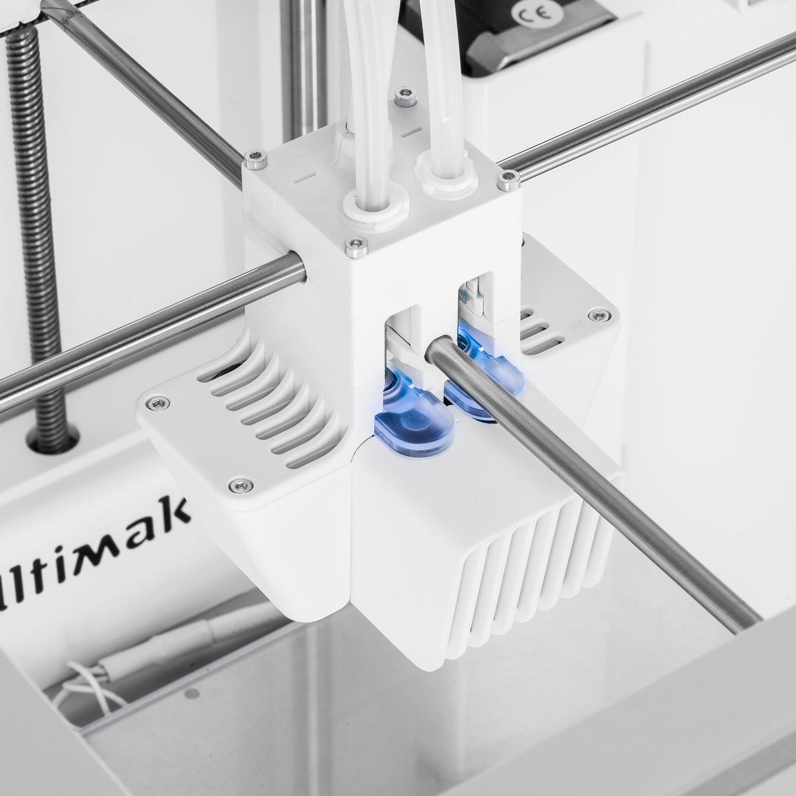 closeup of Ultimaker 3 printhead